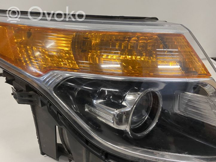 Ford Explorer Lampa przednia BB5313005C