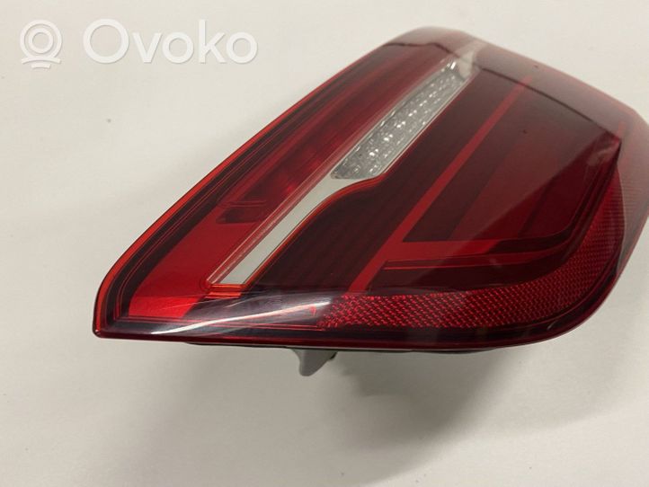 BMW X6 F16 Rivestimento sotto il faro/fanale 7438828