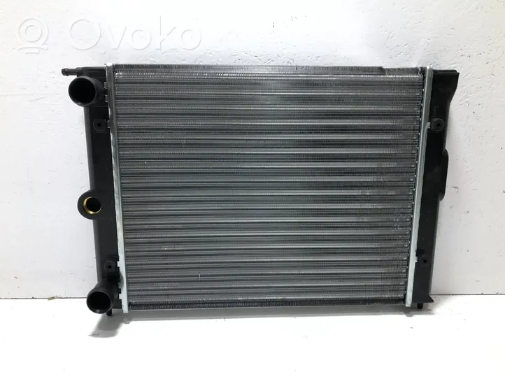 Volkswagen Polo II 86C 2F Radiateur de refroidissement 867121253D