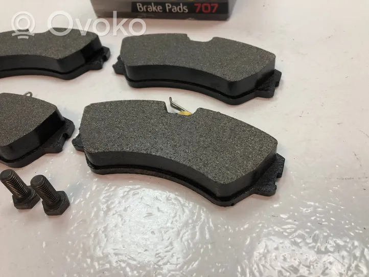 Volkswagen Transporter - Caravelle T4 Brake pads (front) 201240070100