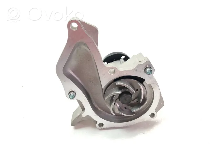 Ford Focus Vesipumppu 96MM8501CD