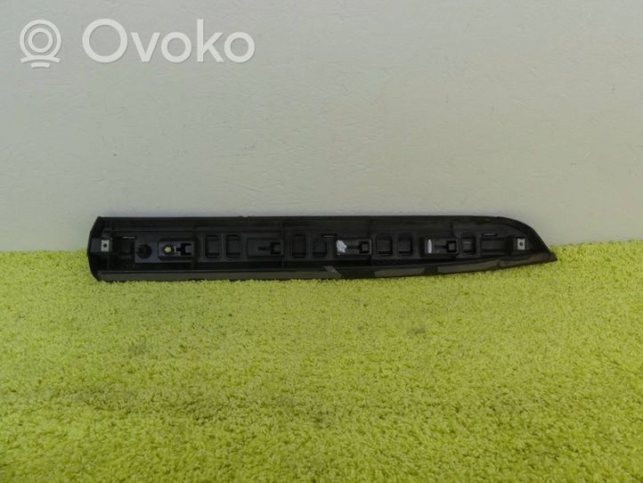 Volkswagen Arteon Takaoven lista (muoto) 3g8853991b