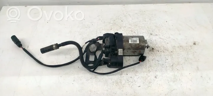 Volkswagen Touareg II Compressore/pompa sospensioni pneumatiche 7P0616006G