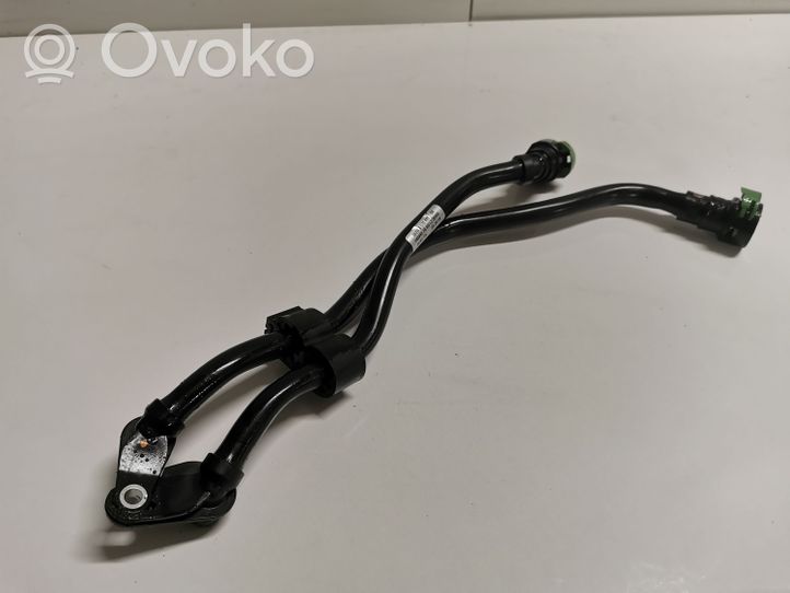 BMW 4 F36 Gran coupe Tubo flessibile del radiatore dell’olio del cambio 8570449