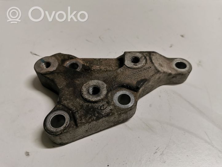 Volvo S60 other engine part 31330117