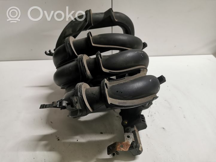 Volvo S40 Intake manifold 2S6G9424D