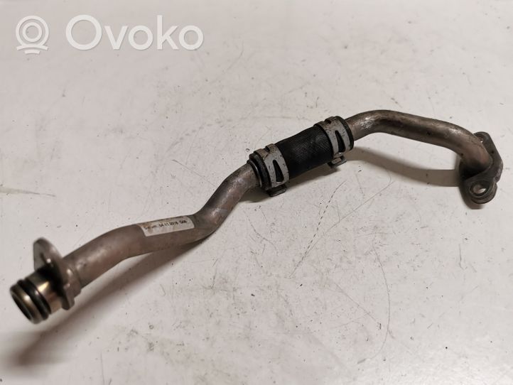 Mercedes-Benz C AMG W205 Turbo turbocharger oiling pipe/hose A2760900577