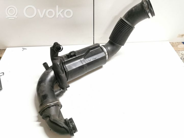 BMW X1 F48 F49 Oro paėmimo kanalo detalė (-ės) 7619268