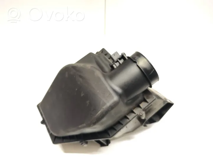 BMW 5 G30 G31 Boîtier de filtre à air 8620945