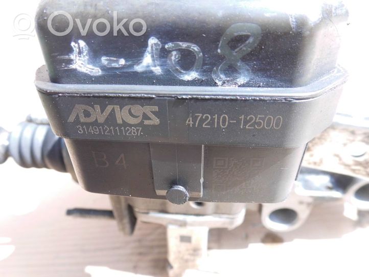 Toyota Corolla E210 E21 Główny cylinder hamulca 4721012500