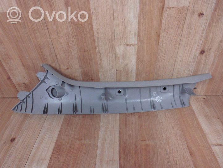 Toyota Land Cruiser (J150) Rivestimento montante (A) 6221060201