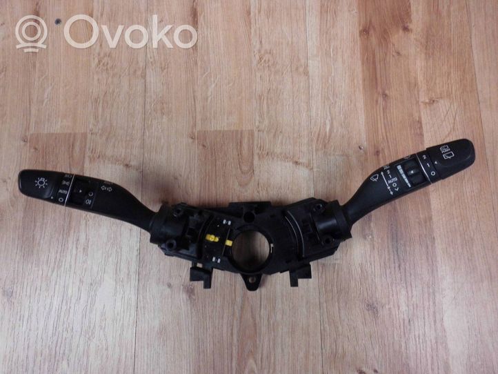 Hyundai i30 Leva/interruttore dell’indicatore di direzione e tergicristallo 93404S0860