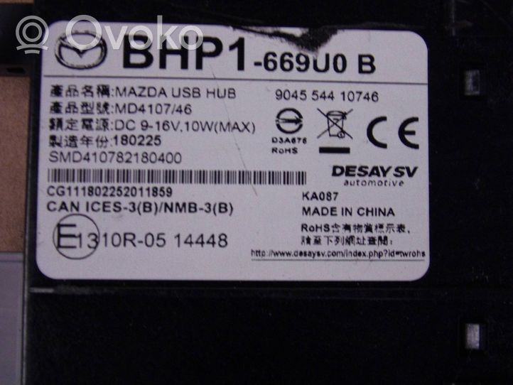 Mazda 3 III Connettore plug in USB BHP1669U0B