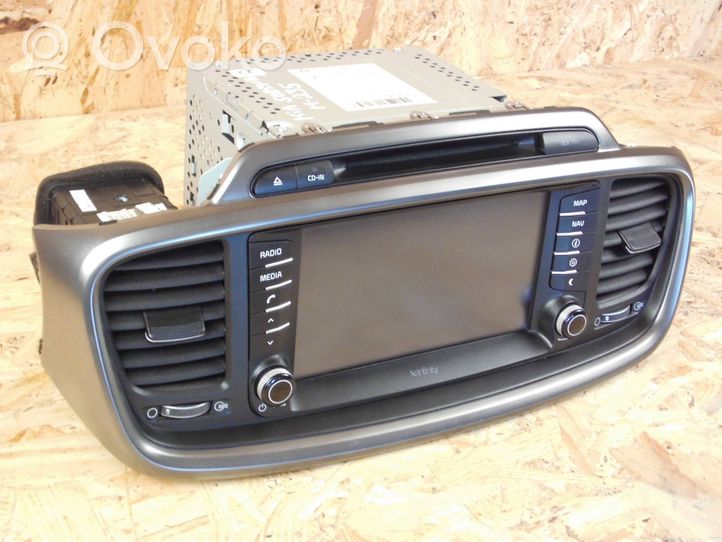 KIA Sorento Radio/CD/DVD/GPS-pääyksikkö 96560C5101WK