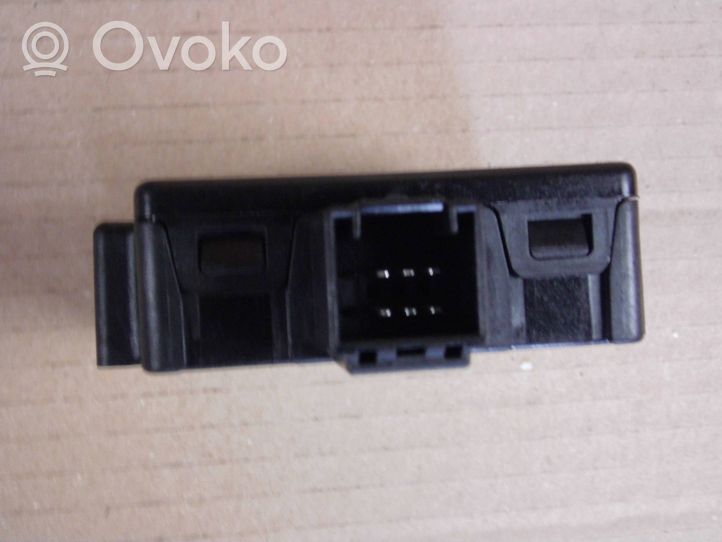 Hyundai i30 Sterownik / Moduł ECU 29620S0500