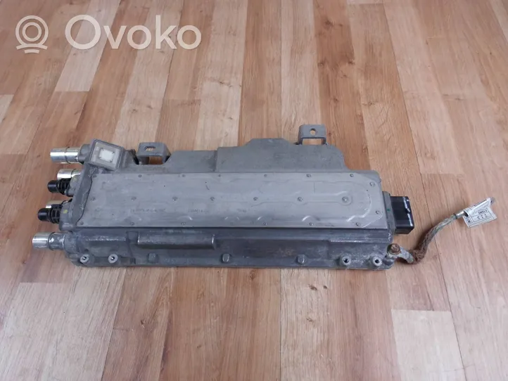 BMW 3 F30 F35 F31 Įtampos keitiklis/ keitimo modulis 8696116