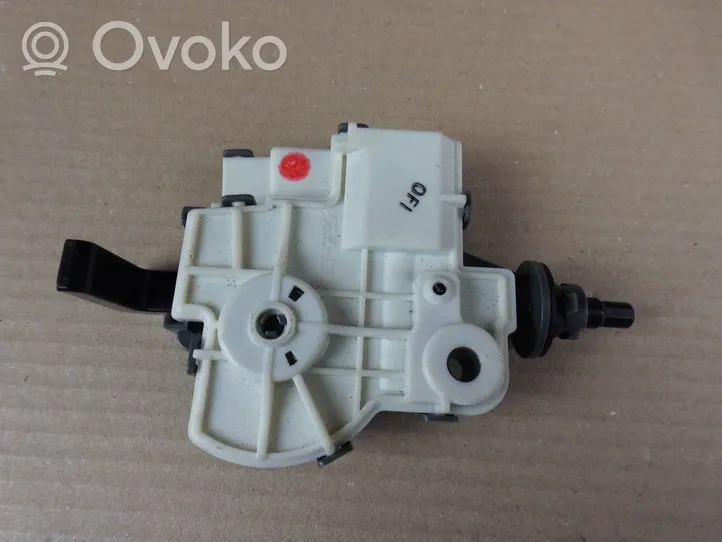 Toyota RAV 4 (XA50) Verrouillage du bouchon du réservoir de carburant 7703012010