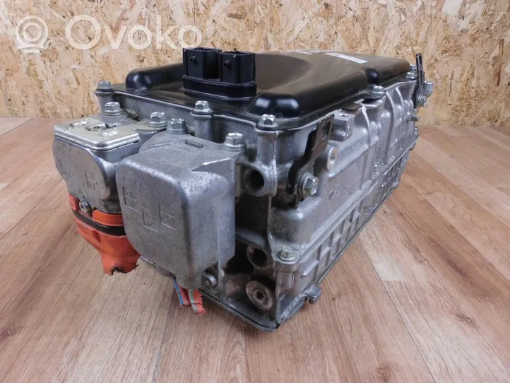 Toyota Camry VIII XV70  Convertisseur / inversion de tension inverseur G920033150