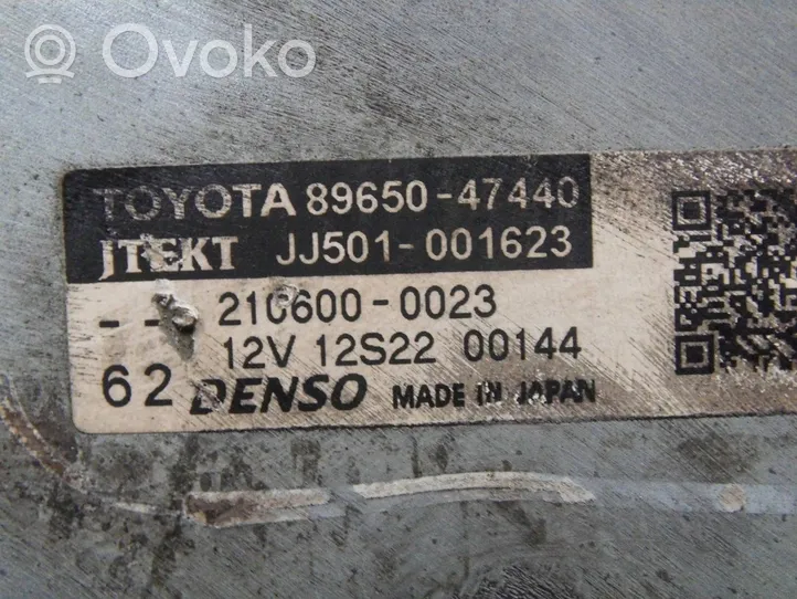 Toyota Prius (XW50) Ohjauspyörän akseli 4525047130