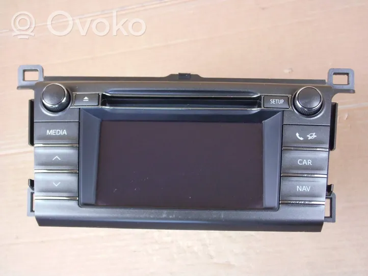 Toyota RAV 4 (XA40) Unità principale autoradio/CD/DVD/GPS 8614042040