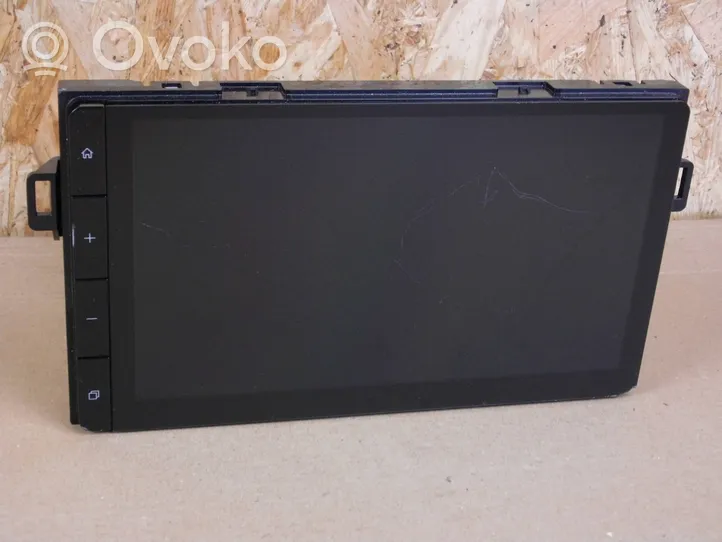 Toyota Yaris Cross Panel / Radioodtwarzacz CD/DVD/GPS 86140YP032