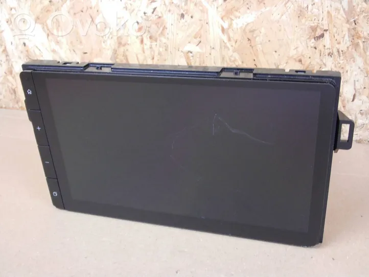 Toyota Yaris Cross Panel / Radioodtwarzacz CD/DVD/GPS 86140YP032