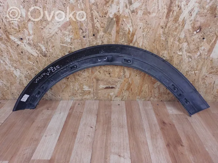 Volvo V90 Cross Country Garniture pour voûte de roue avant 31386153