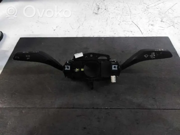 Audi Q2 - Przyciski multifunkcyjne 8V0953521HK