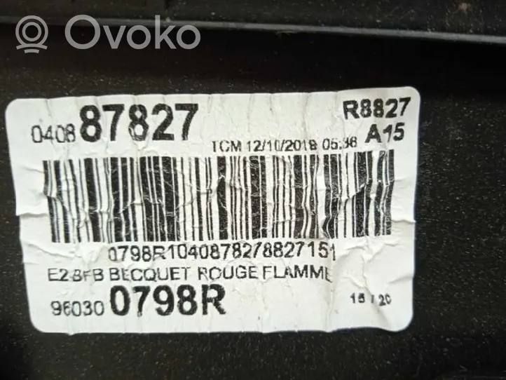 Renault Megane IV Takaluukun/tavaratilan spoileri 960300798R