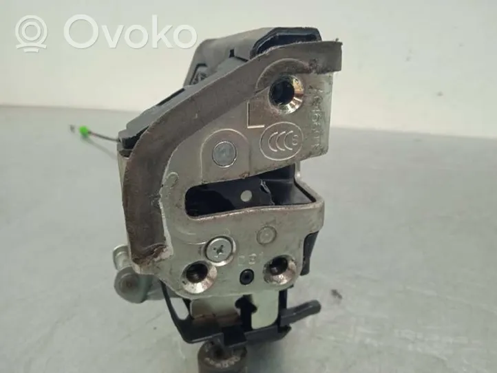 Lexus CT 200H Rear door lock 