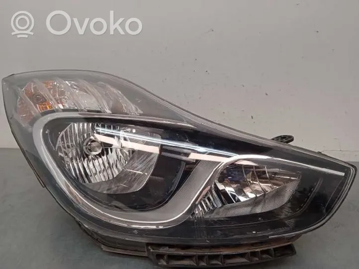 Hyundai ix20 Lampa przednia 921021KXXX