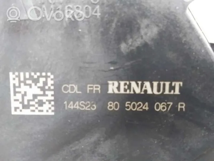 Renault Captur Zamek drzwi przednich 805024067R