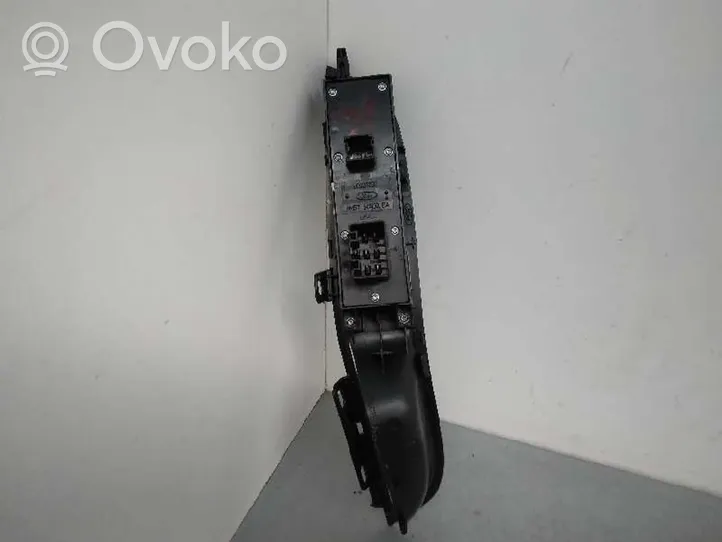 Ford Focus C-MAX Electric window control switch AM5T14A132EA