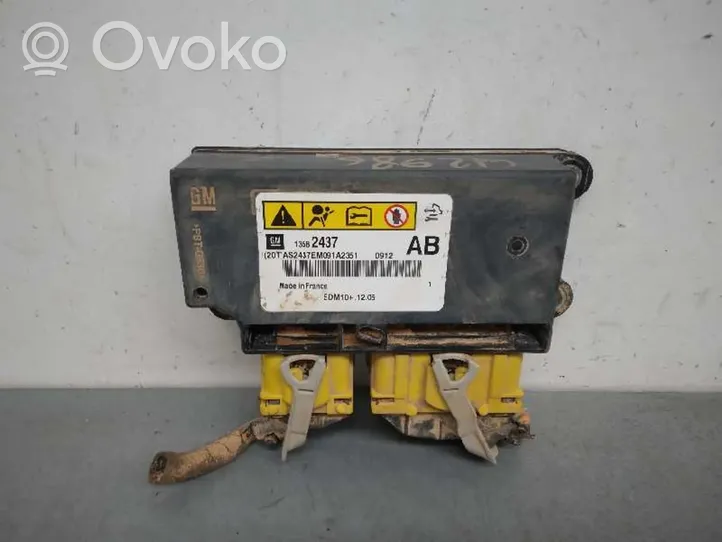 Opel Astra H Poduszki powietrzne Airbag / Komplet 13301067