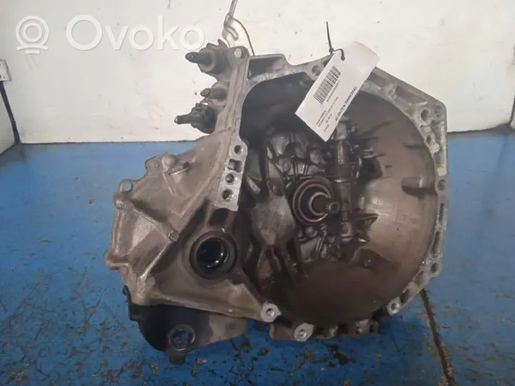 Peugeot 107 Manual 5 speed gearbox 