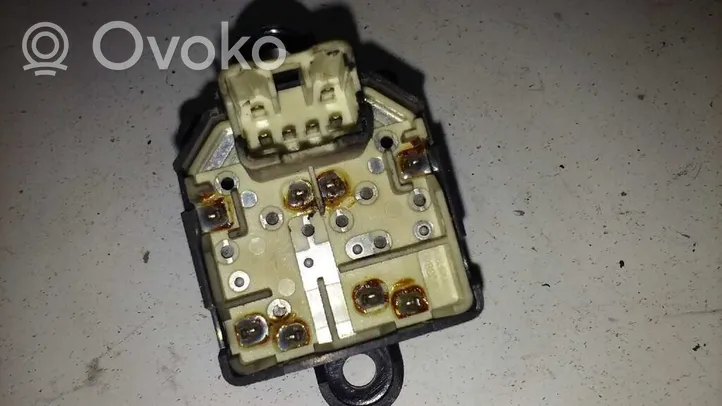 Hyundai Atos Prime Interruttore di controllo dell’alzacristalli elettrico S2LH2156310