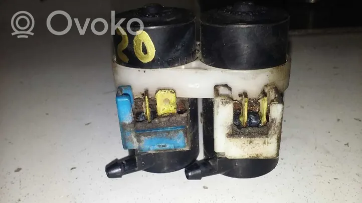 Honda FR-V Tuulilasi tuulilasinpesimen pumppu 5725