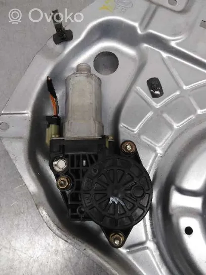 Hyundai Elantra Alzacristalli elettrico della portiera anteriore 8248020062AX