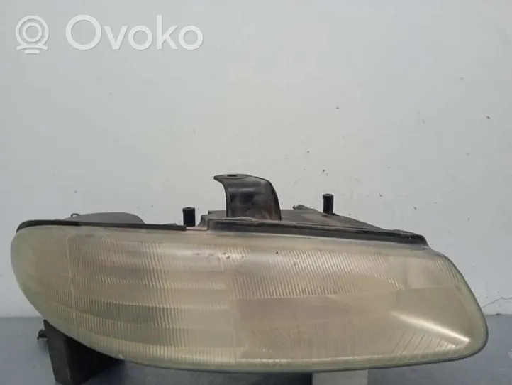 Chrysler Voyager Faro/fanale 04576312AB