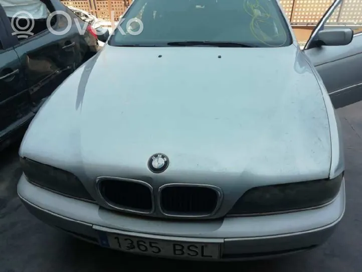 BMW 5 E39 Couvercle, capot moteur 