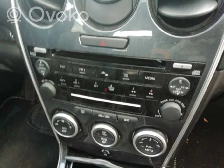Mazda 6 Hi-Fi-äänentoistojärjestelmä CQEM4570AK