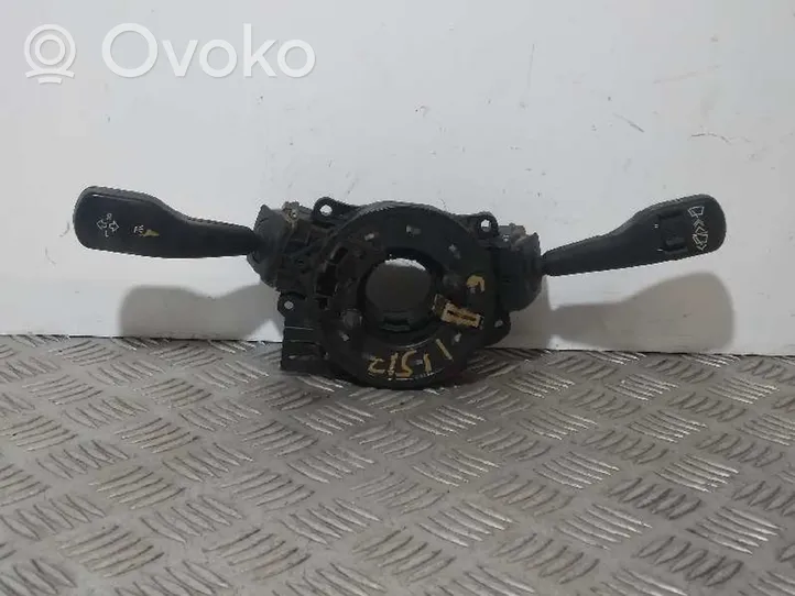 BMW X3 E83 Vairo oro pagalvė 613183774879