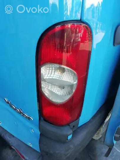 Renault Master II Feux arrière / postérieurs 