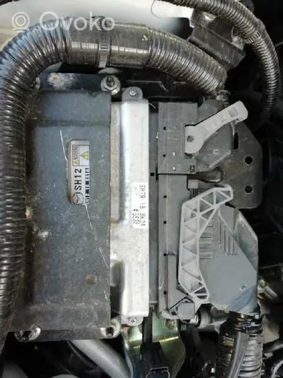 Mazda 3 III Calculateur moteur ECU 2757005605