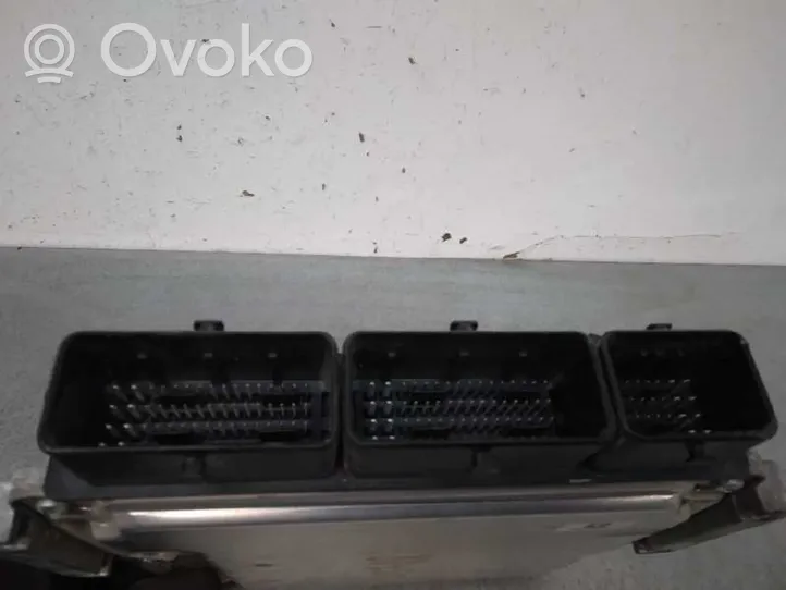 Fiat Talento Sterownik / Moduł ECU 237103888R