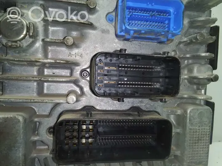 Opel Astra J Sterownik / Moduł ECU 55484738