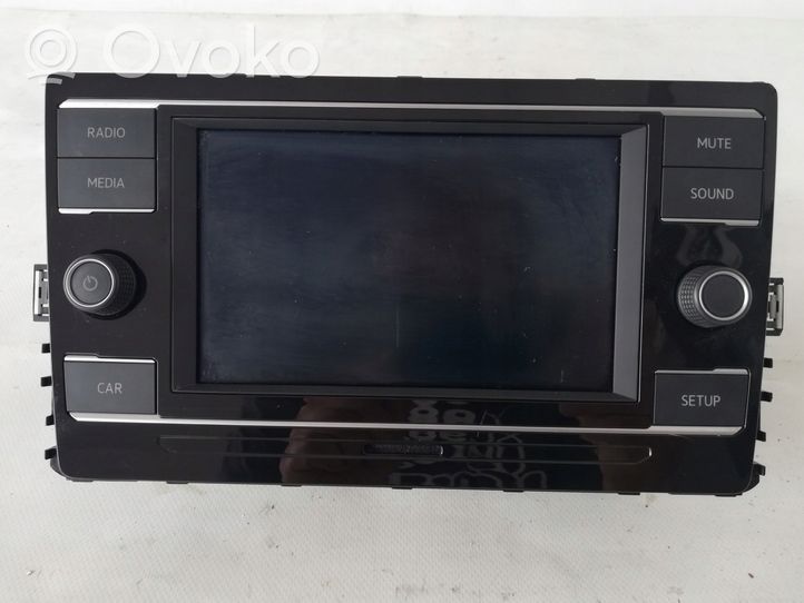 Volkswagen T-Roc Panel / Radioodtwarzacz CD/DVD/GPS 17A035867