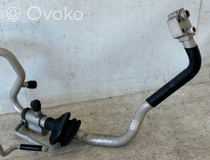 Audi A4 S4 B8 8K Tubo flessibile aria condizionata (A/C) 8K0260707T