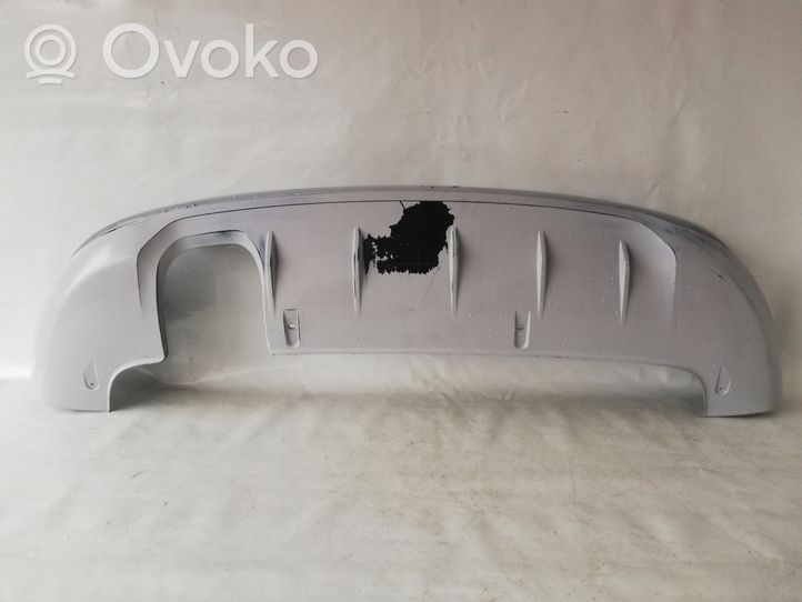 Audi Q3 8U Takapuskurin alaosan lista 8U0807521AQ