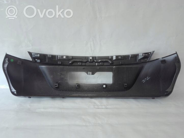 Honda Civic IX Takaluukun koristelista 74890TV0ZY00